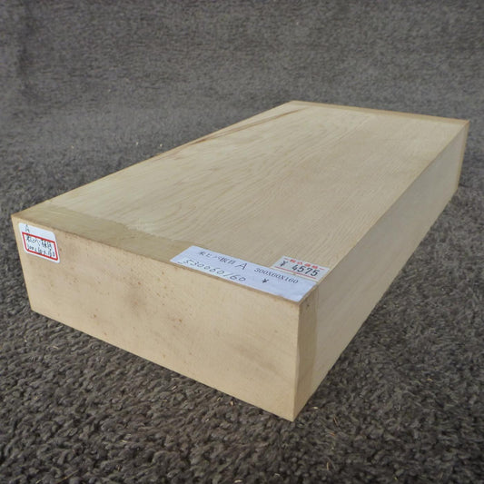 彫刻材 米ヒバ 板目 プレナ仕上げ 530060160 300×60×160mm Aグレード 定番商品