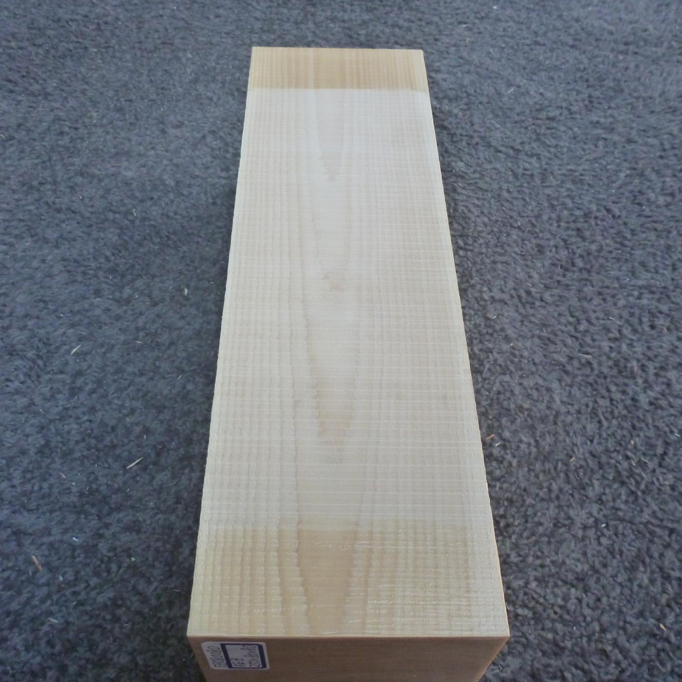 彫刻材 天然木曽檜 柾目盤 ラフ材 L250×T80×W80mm 5B080080 Bグレード 定番商品