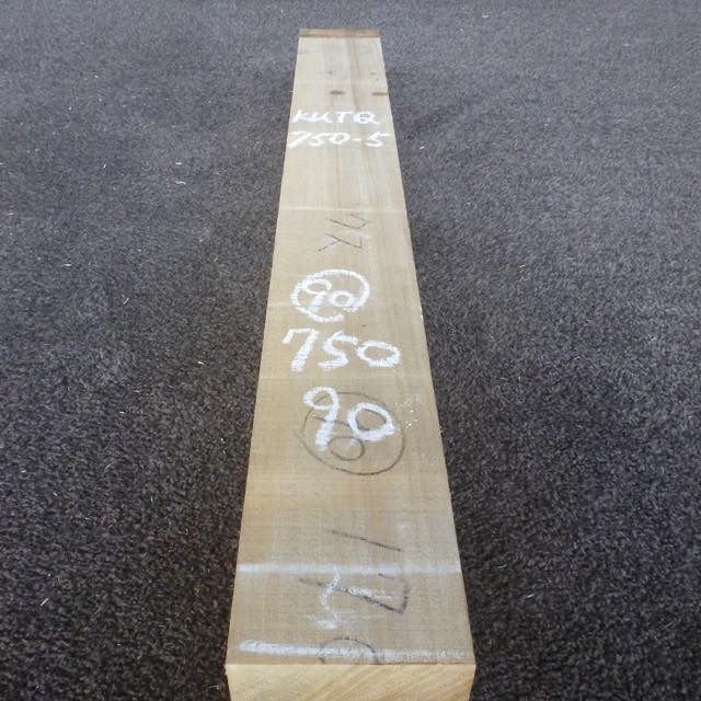 彫刻材 楠 柾目 ラフ材 L750×T90×W90mm KUTQ750-5  定番商品