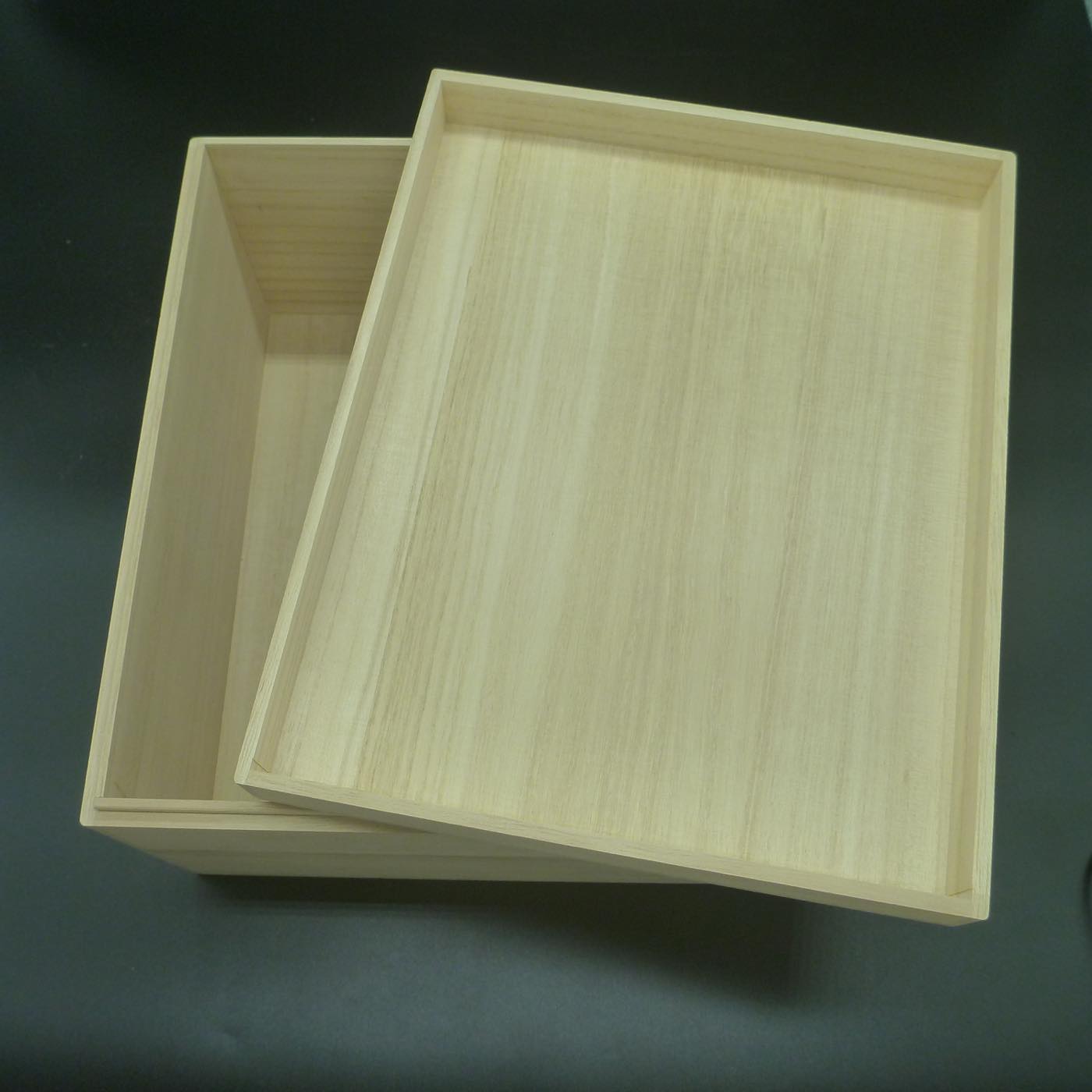 能面箱 大 桐製 280×220×150mm hako003