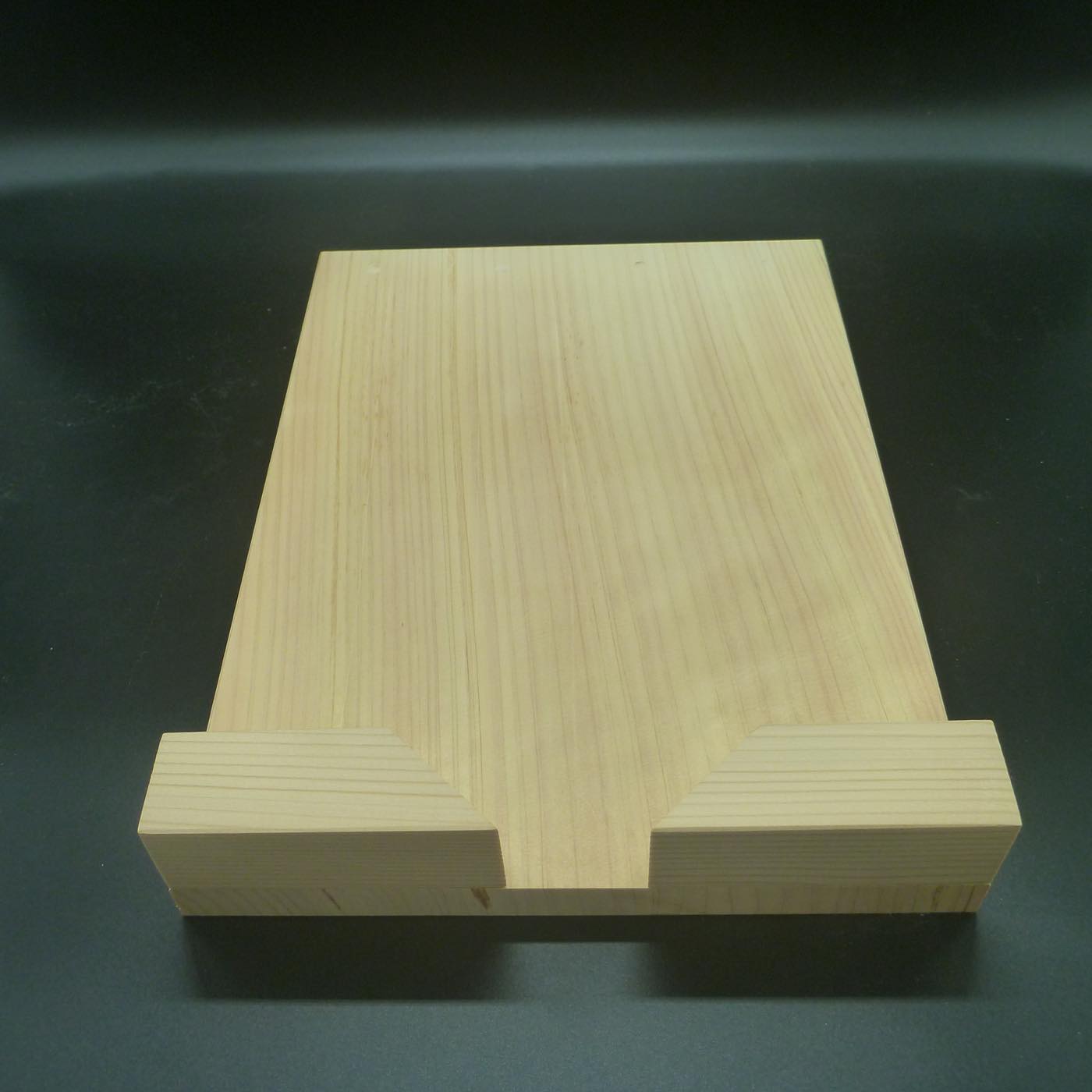彫刻用作業台 中 桧製 300×220×15mm 留め板30×30mm sagyoudai-tyu