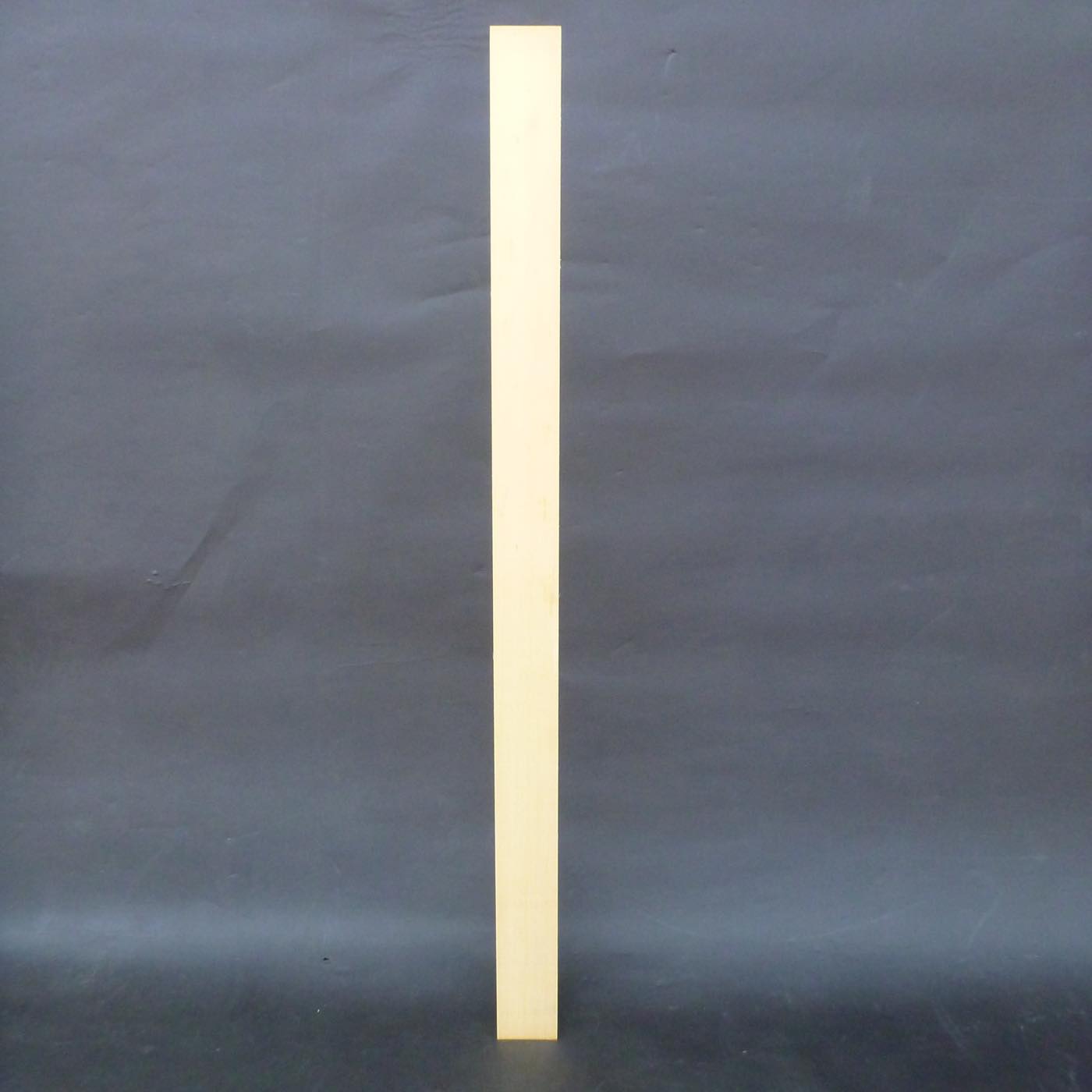 彫刻材 米ヒバ 柾目板 特撰 B10006134A 1000mm×61mm×34mm